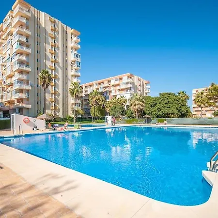 Agata - Cozy In With Pool Apartment
