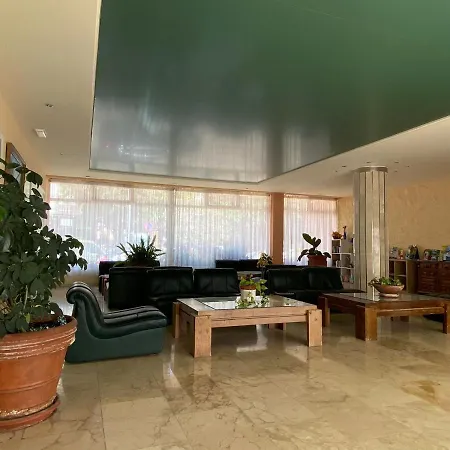 Agata - Cozy In With Pool Apartment